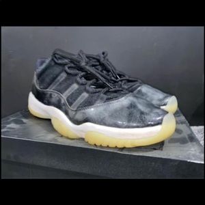 Jordan 11 retro low